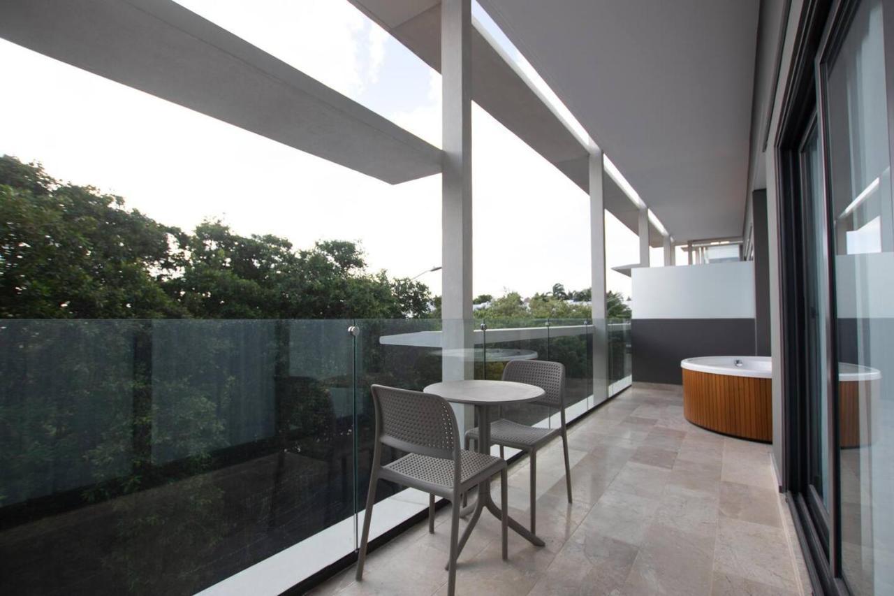 2022 Modern Condo Steps To The Ocean W/ Hot Tub Playa del Carmen Exterior photo